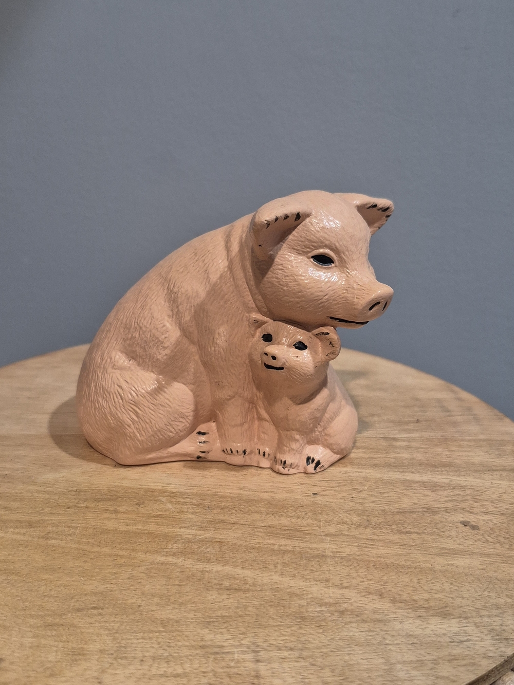 Vintage Hand-Painted Pink Ceramic Mother Pig and Piglet Figurine โ Hollow Mold